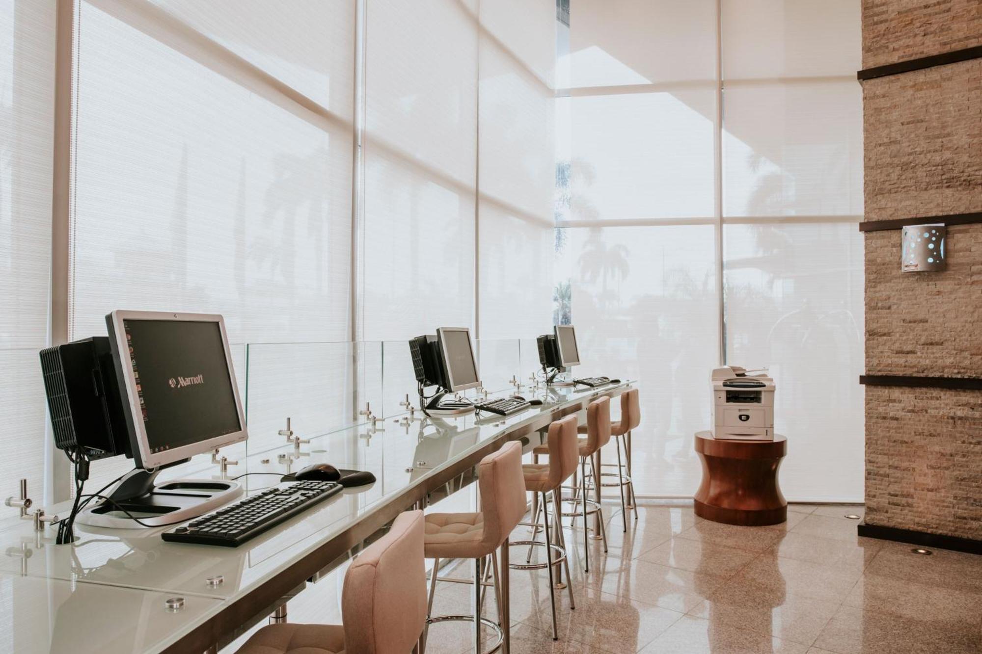 Courtyard By Marriott Guayaquil Hotel Luaran gambar